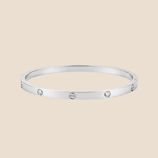 Classic Love-Inspired Bangle